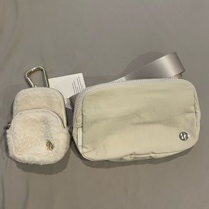Lululemon Everywhere Crossbody Belt Bag and Nano Clip Bundle Opal White